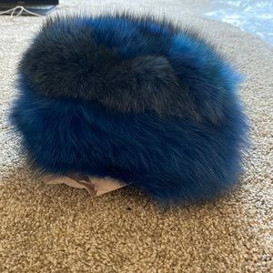 Fur blue hat!